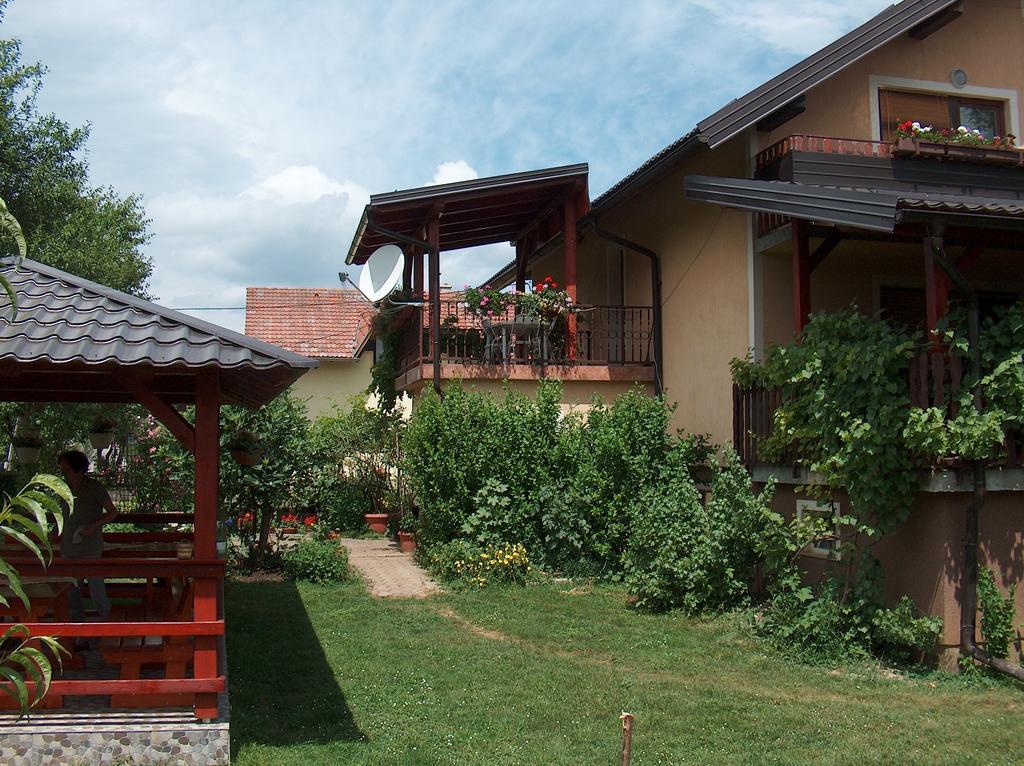 Apartments Ana Smoljanac Exterior foto